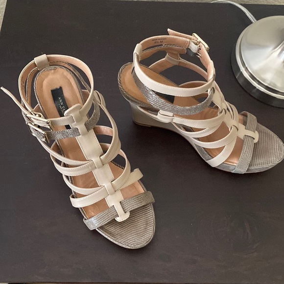 Ann Taylor Leather Platform Wedge Straps Sandals size 9.5 - Picture 10 of 10